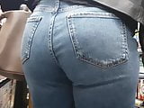 SUMERMARKET SEXY ASS
