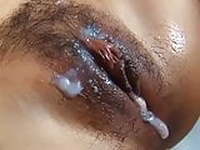 Creampied thai pussy