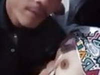 Abg mainan nya susu pacar toge