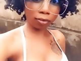 La negra tiene tubao