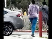 Candid street ebony chick jogging that sweaty coochie