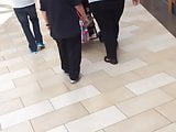 BBW Milf in black leggings