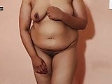 Desi bbw aunty show her nice body part 1