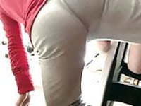 Spy my moms bubble butt wearing sweatpants pt.1