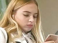 Junges blondes Teen Girl