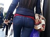 SEXY BUTTTT