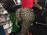 Small waist monster booty