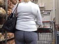 Mature ass in spandex