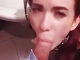 Amateur blowjob in toilett