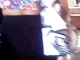 culona sexy moviendo el culo en leggins