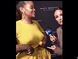 Rihanna is bae 
