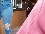Sexy curvy Latina MILF