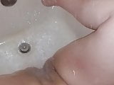 shower pussy play