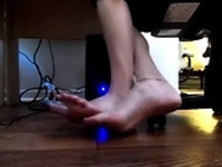 Italian couple on webcam foot fetish mi