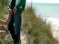 HANDJOB WITH CUMSHOT CLOSE TO AN ANGLER ON THE BEACH